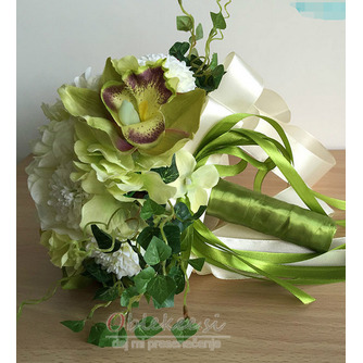 Zeleno-beli tekmo žogo svilene krizantem nevesta drži cvetje - Stran 2
